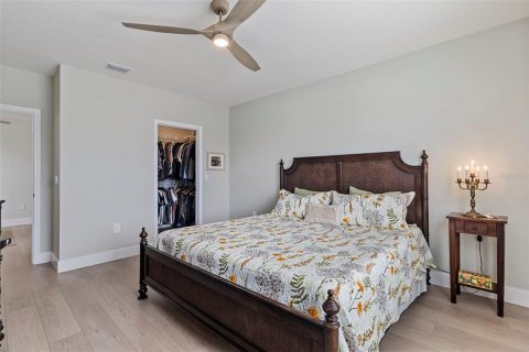 Townhouse in Sarasota, Florida 3 bedrooms, 168.99 sq.m. № 2397104 - photo 19