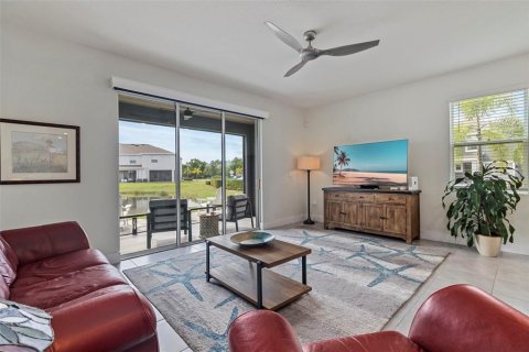 Townhouse in Sarasota, Florida 3 bedrooms, 168.99 sq.m. № 2397104 - photo 9