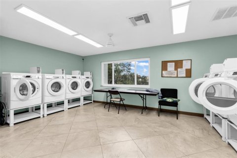 Copropriété à vendre à Port Charlotte, Floride: 2 chambres, 85.38 m2 № 2234631 - photo 23