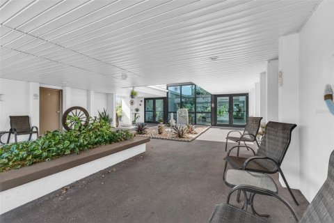 Copropriété à vendre à Port Charlotte, Floride: 2 chambres, 85.38 m2 № 2234631 - photo 20