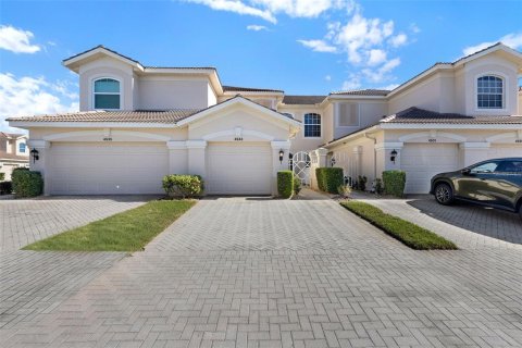 Condo in Sarasota, Florida, 2 bedrooms  № 2122783