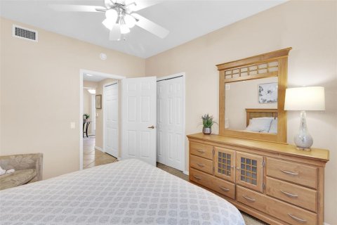 Condo in Sarasota, Florida, 2 bedrooms № 2122783 - photo 21