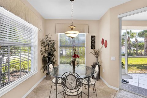 Condo in Sarasota, Florida, 2 bedrooms № 2122783 - photo 15