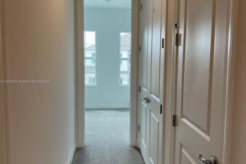 Купить таунхаус в Уэст-Палм-Бич, Флорида 3 спальни, 152.73м2, № 1977833 - фото 9