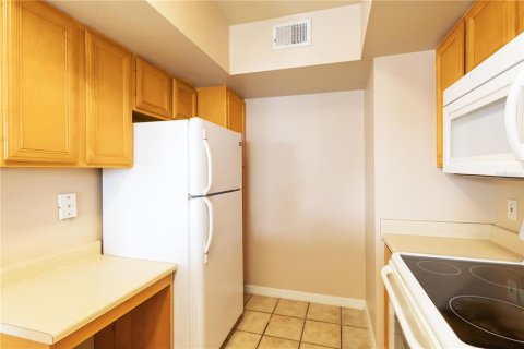Condominio en alquiler en Sarasota, Florida, 2 dormitorios, 98.29 m2 № 1873337 - foto 13