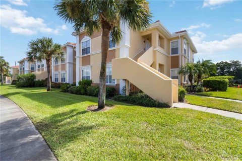 Condominio en alquiler en Sarasota, Florida, 2 dormitorios, 98.29 m2 № 1873337 - foto 4