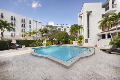 Touwnhouse à louer à Coral Gables, Floride: 2 chambres, 140.75 m2 № 1977486 - photo 20