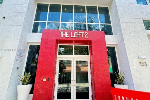 Купить кондоминиум в Майами, Флорида 1 спальня, 60.48м2, № 2001852 - фото 3