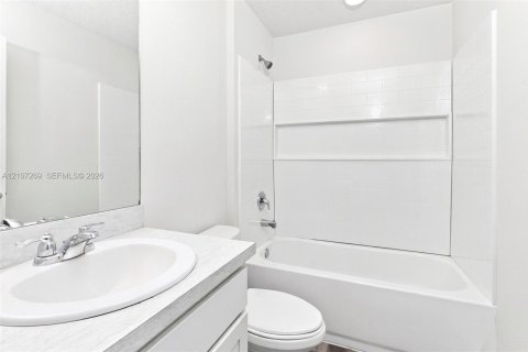 Casa en venta en Port St. Lucie, Florida, 4 dormitorios, 166.85 m2 № 2420753 - foto 19