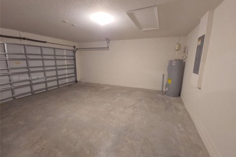 Casa en venta en Port St. Lucie, Florida, 4 dormitorios, 166.85 m2 № 2420753 - foto 21