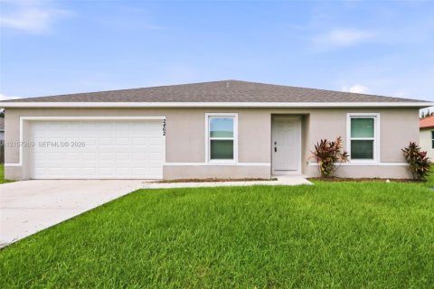Casa en Port St. Lucie, Florida 4 dormitorios, 166.85 m2 № 2420753
