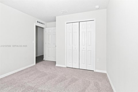 Casa en venta en Port St. Lucie, Florida, 4 dormitorios, 166.85 m2 № 2420753 - foto 15