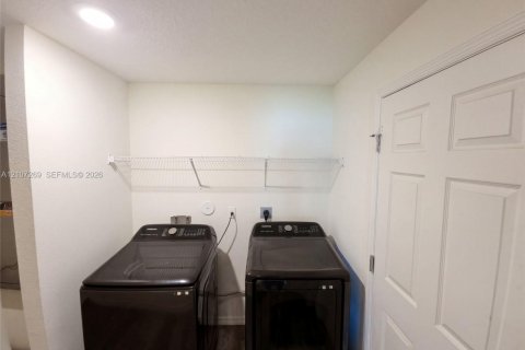 Casa en venta en Port St. Lucie, Florida, 4 dormitorios, 166.85 m2 № 2420753 - foto 20