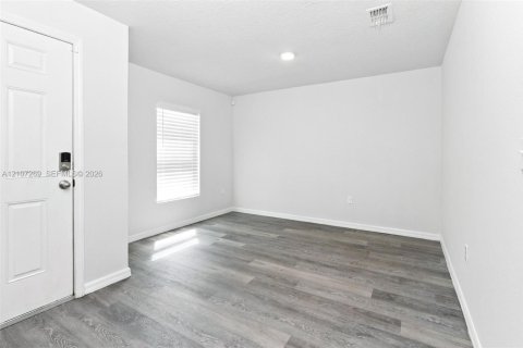 Casa en venta en Port St. Lucie, Florida, 4 dormitorios, 166.85 m2 № 2420753 - foto 7