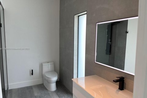 Villa ou maison à vendre à Miami, Floride: 4 chambres, 255.57 m2 № 1978185 - photo 20