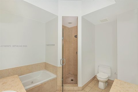 Снять в аренду кондоминиум в Авентура, Флорида 2 спальни, 124.02м2, № 2047613 - фото 18