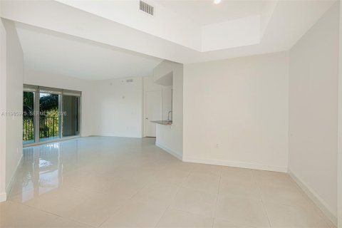 Снять в аренду кондоминиум в Авентура, Флорида 2 спальни, 124.02м2, № 2047613 - фото 6