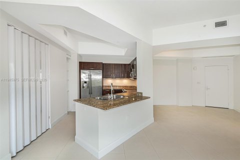 Снять в аренду кондоминиум в Авентура, Флорида 2 спальни, 124.02м2, № 2047613 - фото 8