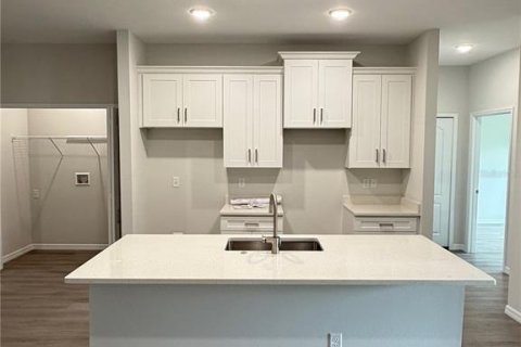 Commercial property in Ocala, Florida 6 bedrooms, 243.96 sq.m. № 2354339 - photo 8
