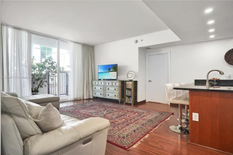 Condo in Coral Gables, Florida, 2 bedrooms  № 1860651 - photo 8