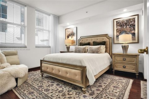 Condo in Coral Gables, Florida, 2 bedrooms  № 1860651 - photo 15
