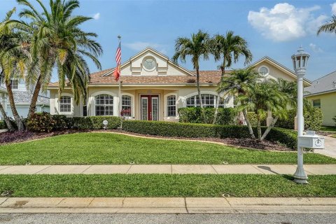 House in Bradenton, Florida 3 bedrooms, 240.43 sq.m. № 1597600 - photo 7