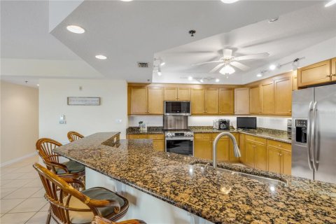 Condo in New Smyrna Beach, Florida, 3 bedrooms  № 2231111 - photo 21