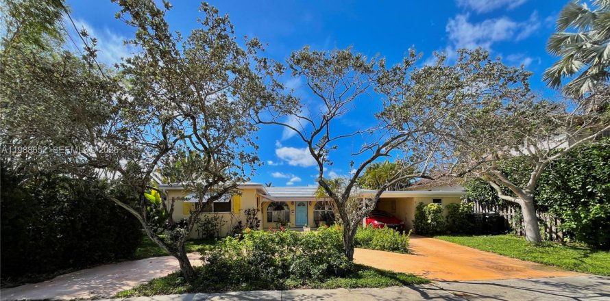 Villa ou maison à Fort Lauderdale, Floride 2 chambres, 162.02 m2 № 2051454