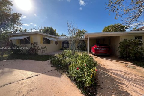 Villa ou maison à vendre à Fort Lauderdale, Floride: 2 chambres, 162.02 m2 № 2051454 - photo 17
