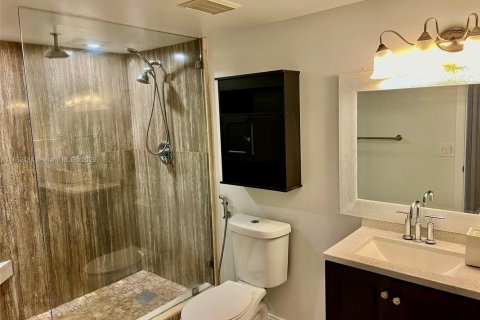 Copropriété à louer à Weston, Floride: 2 chambres, 117.06 m2 № 1859084 - photo 11