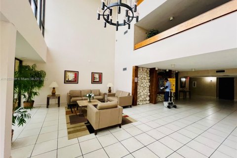 Copropriété à louer à Weston, Floride: 2 chambres, 117.06 m2 № 1859084 - photo 3