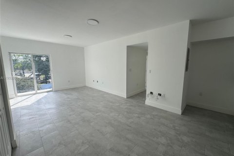 Apartment in Miami, Florida 3 bedrooms, 92.34 sq.m. № 1954269 - photo 4