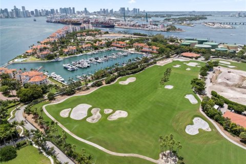 Снять в аренду кондоминиум в Майами-Бич, Флорида 3 спальни, 170.75м2, № 2035293 - фото 5