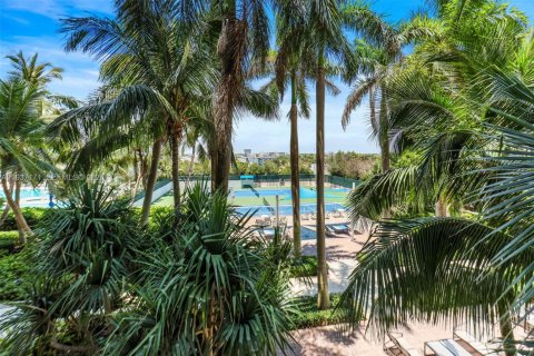 Condo in Pompano Beach, Florida, 3 bedrooms  № 1995079 - photo 23