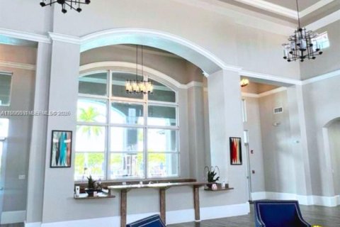 Touwnhouse à vendre à Cutler Bay, Floride: 3 chambres, 128.48 m2 № 2058549 - photo 8