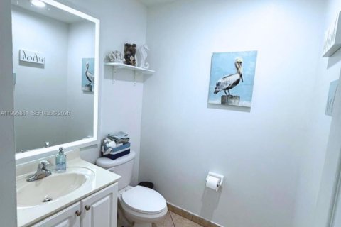 Touwnhouse à vendre à Cutler Bay, Floride: 3 chambres, 128.48 m2 № 2058549 - photo 16