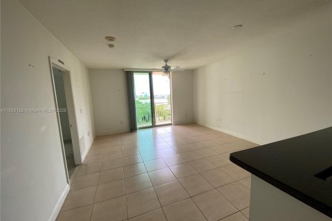 Condo in West Palm Beach, Florida, 1 bedroom  № 1780113 - photo 15