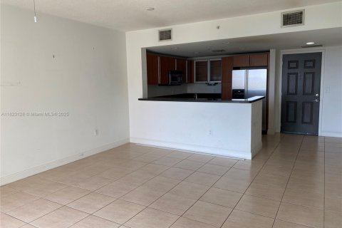 Condo in West Palm Beach, Florida, 1 bedroom  № 1780113 - photo 17