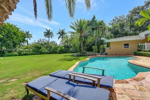 Villa ou maison à louer à Pinecrest, Floride: 3 chambres, 305.83 m2 № 2076489 - photo 25
