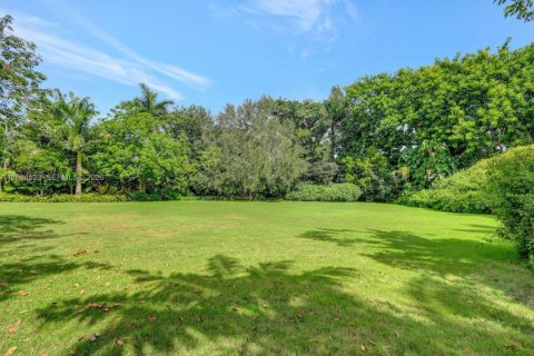 Villa ou maison à louer à Pinecrest, Floride: 3 chambres, 305.83 m2 № 2076489 - photo 29