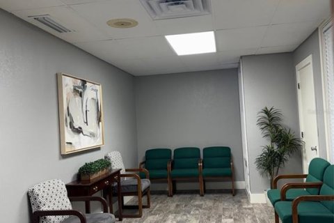 Propiedad comercial en alquiler en Maitland, Florida № 2233692 - foto 5