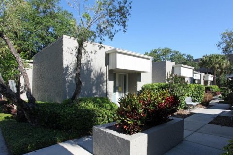 Propiedad comercial en alquiler en Maitland, Florida № 2233692 - foto 2