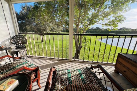 Condo à Pembroke Pines, Floride, 2 chambres  № 2176077