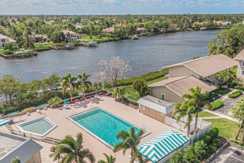 Touwnhouse à vendre à Jupiter, Floride: 2 chambres, 111.95 m2 № 2250785 - photo 26