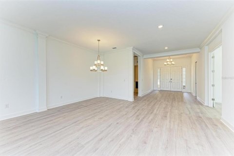 House in Bradenton, Florida 3 bedrooms, 279.08 sq.m. № 2219432 - photo 6