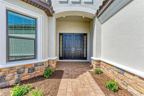 House in Bradenton, Florida 3 bedrooms, 279.08 sq.m. № 2219432 - photo 4