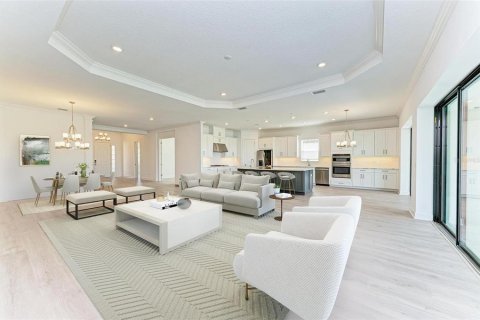 House in Bradenton, Florida 3 bedrooms, 279.08 sq.m. № 2219432 - photo 7