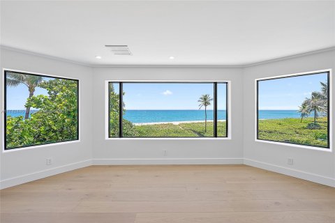 Купить виллу или дом в Юпитер-Инлет-Колони, Флорида 7 комнат, 611.95м2, № 1858589 - фото 22