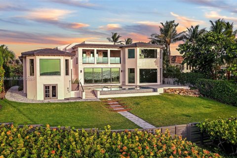 Купить виллу или дом в Юпитер-Инлет-Колони, Флорида 7 комнат, 611.95м2, № 1858589 - фото 3