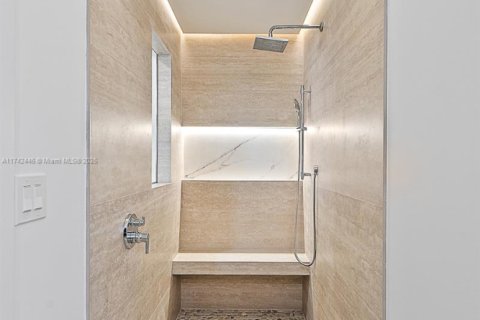 Купить виллу или дом в Юпитер-Инлет-Колони, Флорида 7 комнат, 611.95м2, № 1858589 - фото 24